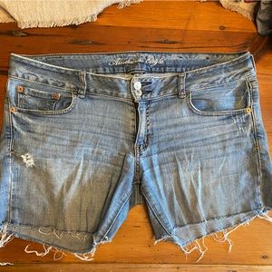 American Eagle Outfitters Artist stretch size 12